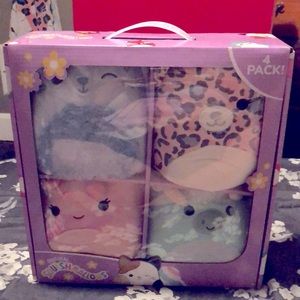 Squishmallows 4 pack set • Spring 2023